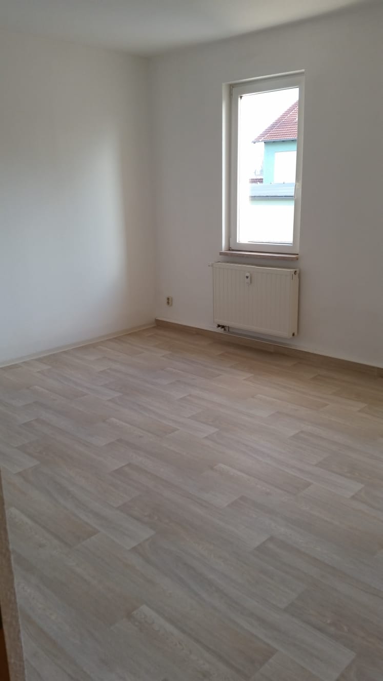 Helle 4-Zimmer-Wohnung in ruhiger Lage von Pößneck