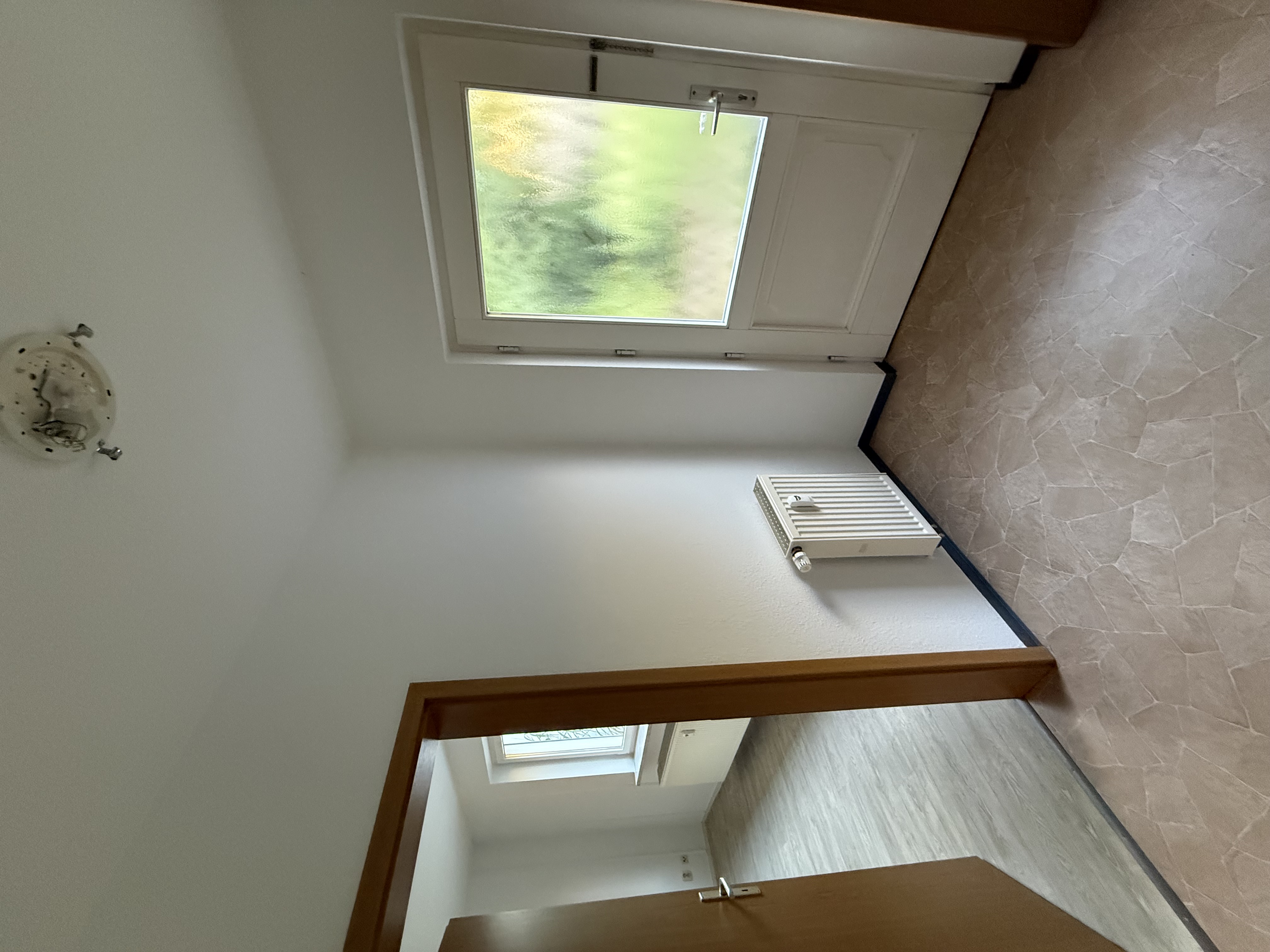 Gemütliche 2-Zimmer-Wohnung in Wernburg zu vermieten!